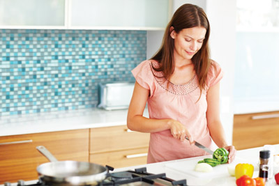 Ceramic_Woman-In-Kitchen_CMYK